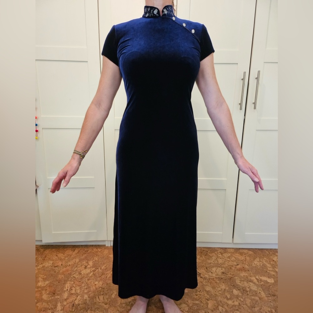 Navy Blue Velvet Dress